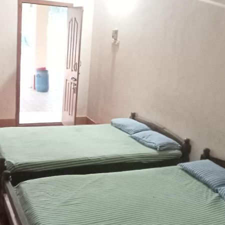 Sri Rama Lodge Subrahmanya Exteriör bild